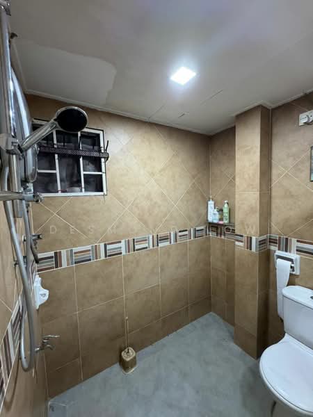 Townhouse for Rent in Bukit Jalil (Kuala Lumpur) - Desmond Low - Bathroom - PropertyGuru.com.my