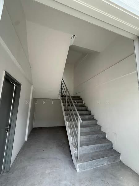 Detached Factory for Rent in Taman Chepor Damai (Chemor) - Suet Lai Ho - Entrance - PropertyGuru.com.my