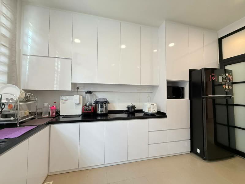 2-storey Terraced House for Sale in Mutiara Rini (Skudai) - Ee Fong Toh - Kitchen - PropertyGuru.com.my