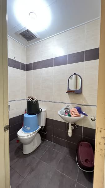 2-storey Terraced House for Sale in Desa Coalfields (Sungai Buloh) - Racheel Chang - Bathroom - PropertyGuru.com.my