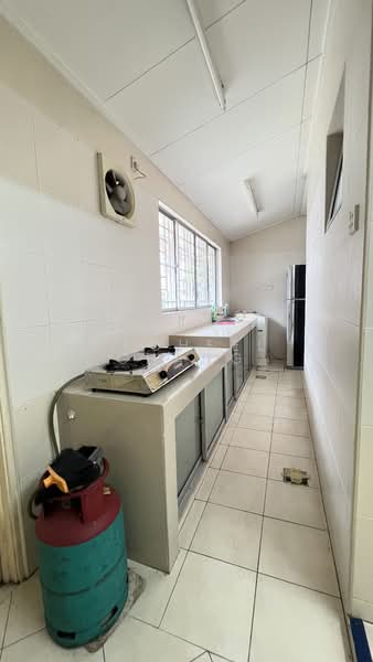 2-storey Terraced House for Sale in Desa Coalfields (Sungai Buloh) - Racheel Chang - Kitchen - PropertyGuru.com.my