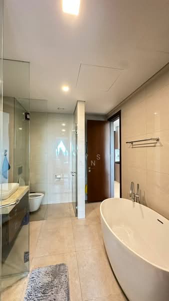 Servis Apartment untuk Disewa di Puteri Cove Residences - Allysa Tan - Bathroom - PropertyGuru.com.my