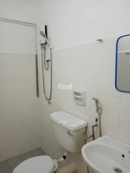 Rumah Flat untuk Disewa di Taman Pekaka - WK Yam - Bathroom - PropertyGuru.com.my