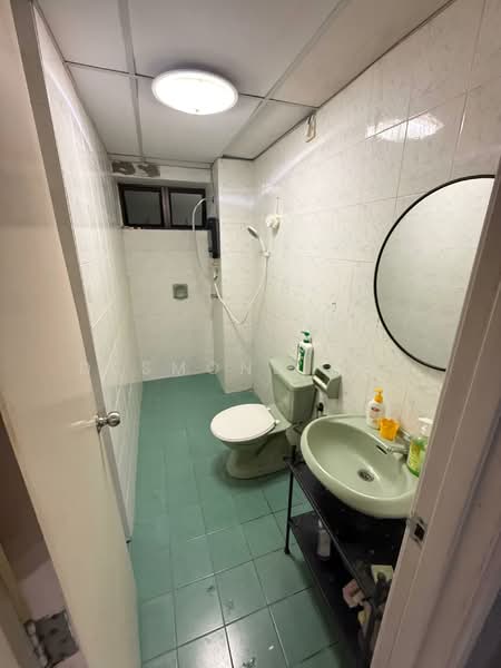 Apartment for Rent at Anjung Hijau (Greenfields) - Desmond Low - Bathroom - PropertyGuru.com.my