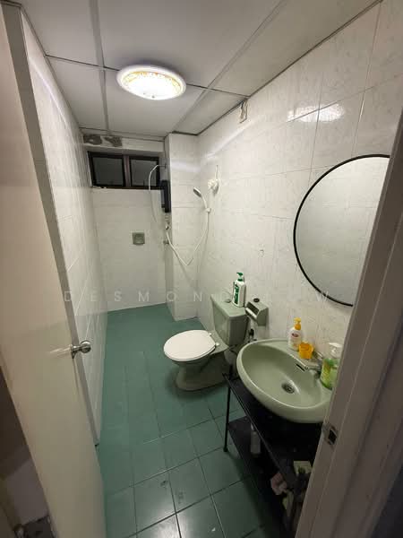 Apartment for Rent at Anjung Hijau (Greenfields) - Desmond Low - Bathroom - PropertyGuru.com.my