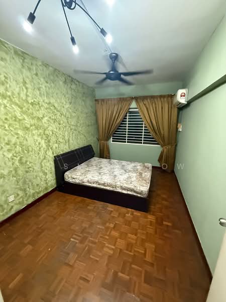 Apartment for Rent at Anjung Hijau (Greenfields) - Desmond Low - Bedroom - PropertyGuru.com.my