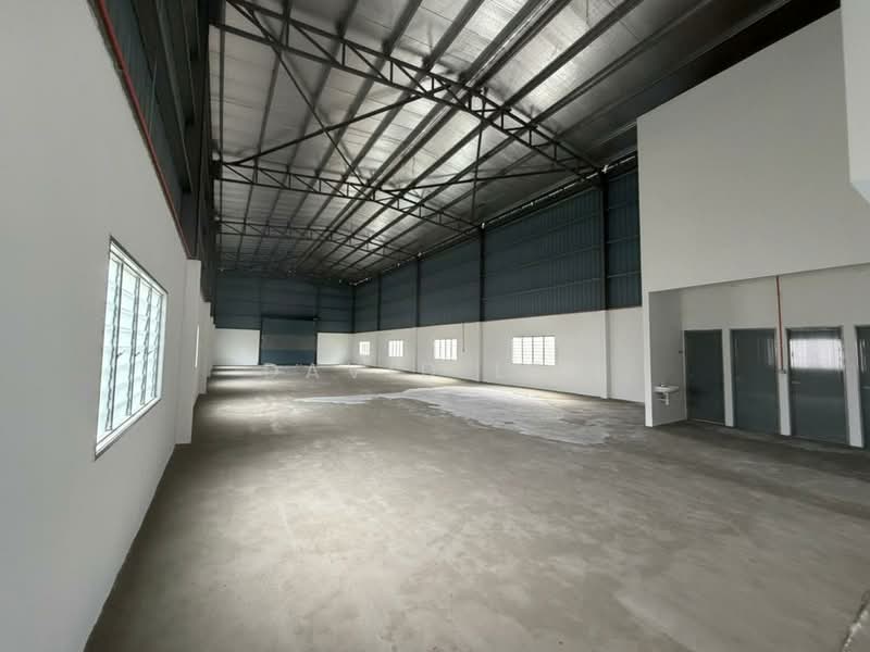 Factory for Rent in Kawasan Perindustrian Nafiri (Sungai Jawi) - David Lee - Interior - PropertyGuru.com.my