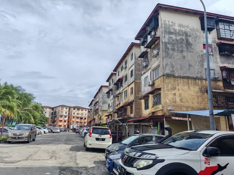 Apartment for Sale at Pangsapuri Seri Indah - Faridah Samah - Exterior - PropertyGuru.com.my