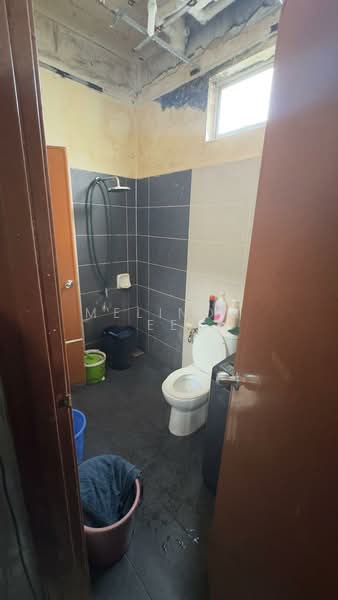 2-storey Terraced House for Sale in Bandar Uda Utama (Johor Bahru) - Melinda Ee - Bathroom - PropertyGuru.com.my