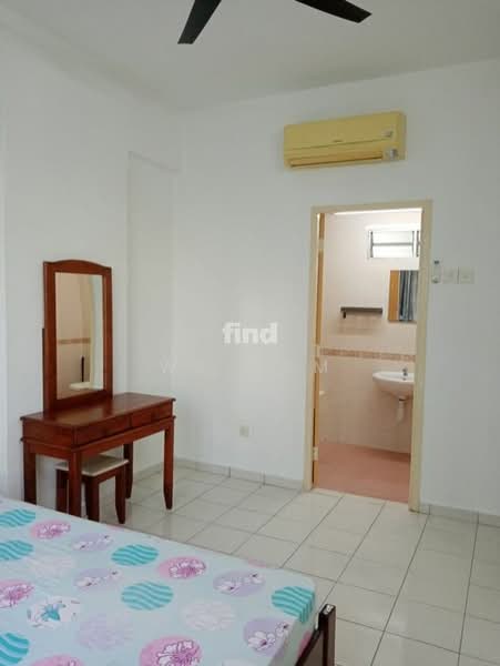 Kondominium untuk Disewa di Putra Place Condominium - WK Yam - PropertyGuru.com.my