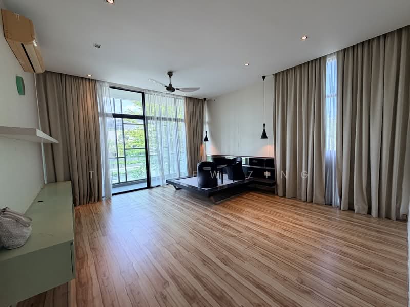 Semi-Detached House for Sale in Seri Kembangan (Selangor) - Tey Siew Zing - Bedroom - PropertyGuru.com.my