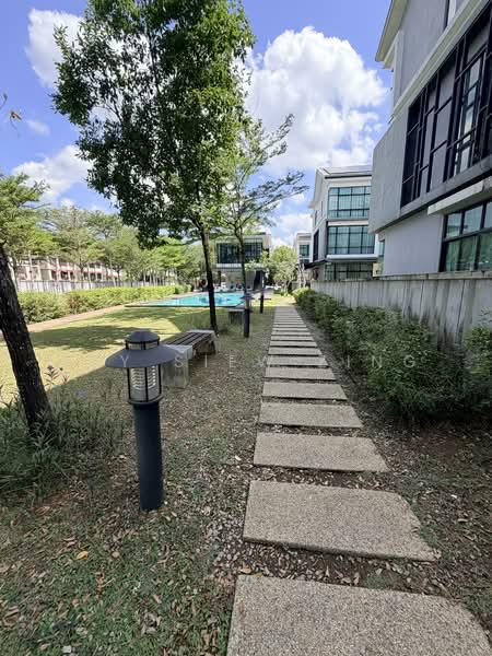 Semi-Detached House for Sale in Seri Kembangan (Selangor) - Tey Siew Zing - Exterior - PropertyGuru.com.my