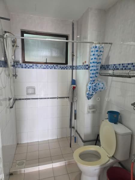 Kondominium untuk Disewa di Glen View Villa - Desmond Low - Bathroom - PropertyGuru.com.my