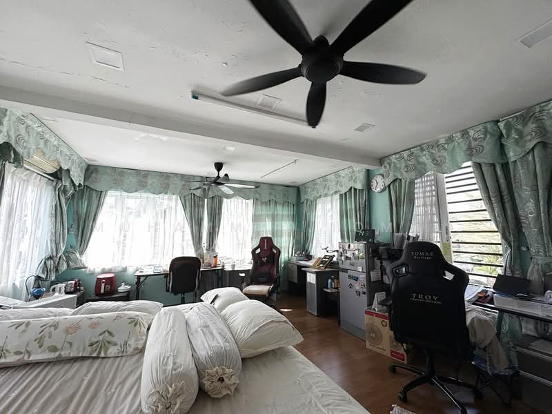 Bungalow for Sale in Bukit Jelutong (Shah Alam) - Muhammad Iqmal Rahiman - Bedroom - PropertyGuru.com.my