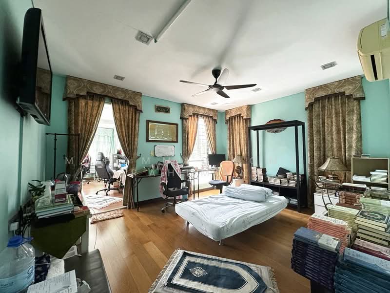 Bungalow for Sale in Bukit Jelutong (Shah Alam) - Muhammad Iqmal Rahiman - Bedroom - PropertyGuru.com.my