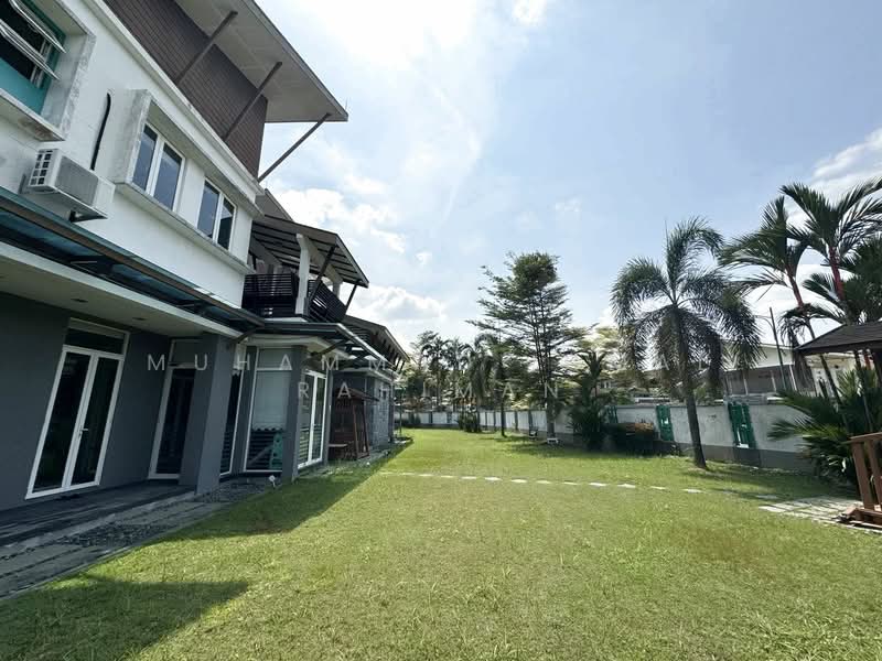 Bungalow for Sale in Bukit Jelutong (Shah Alam) - Muhammad Iqmal Rahiman - Exterior - PropertyGuru.com.my