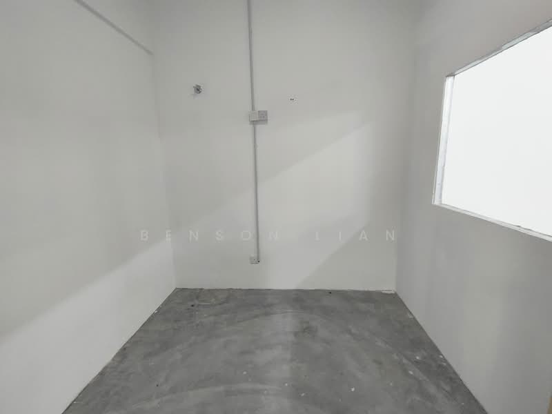 Shop for Rent in Puncak Alam (Selangor) - Benson Lian - Interior - PropertyGuru.com.my