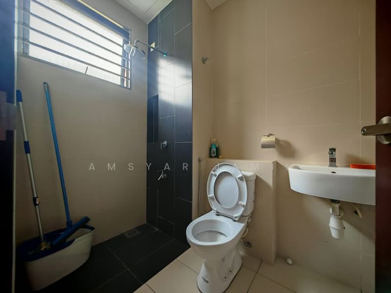 2-storey Terraced House for Sale in Alam Impian (Shah Alam) - Amsyar Jamil - Bathroom - PropertyGuru.com.my