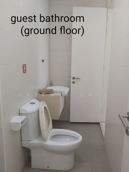 Semi-Detached House for Sale in Areca Rimbunan (Kepong) - Jasemin Chia - Bathroom - PropertyGuru.com.my