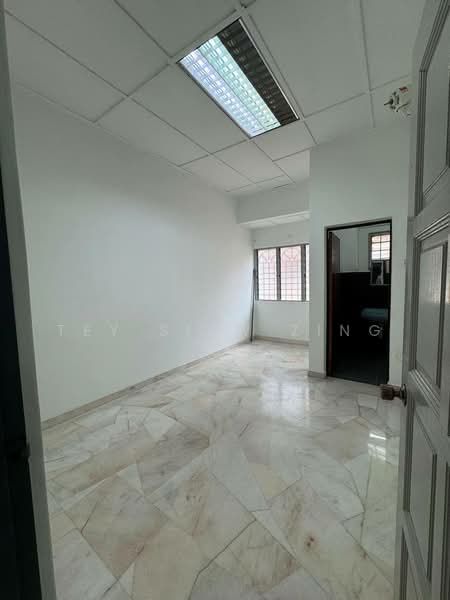 Rumah Teres 2 Tingkat untuk Dijual di Serdang Raya (Seri Kembangan) - Tey Siew Zing - Interior - PropertyGuru.com.my