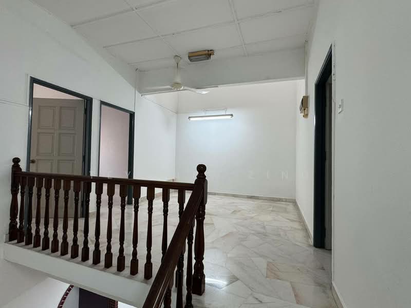 Rumah Teres 2 Tingkat untuk Dijual di Serdang Raya (Seri Kembangan) - Tey Siew Zing - Interior - PropertyGuru.com.my