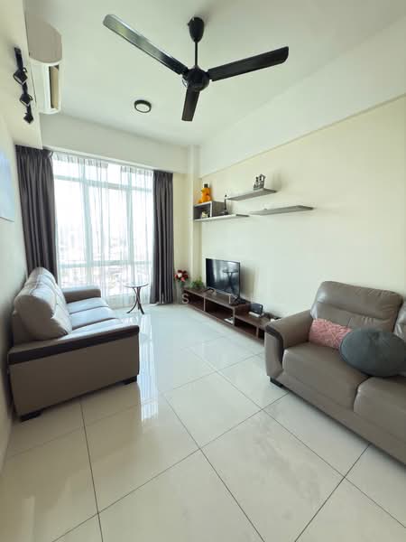 Servis Apartment untuk Dijual di Sutera Avenue - Avis Teo - Living Room - PropertyGuru.com.my