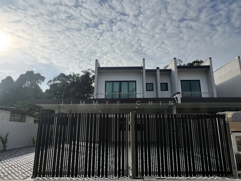2-storey Terraced House for Sale in Kuching (Sarawak) - Jimmyy Chin - PropertyGuru.com.my