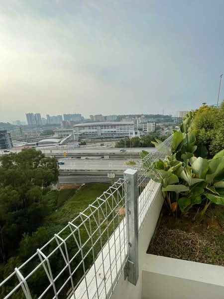 Kondominium untuk Disewa di Residensi Sateria - Firuz Rahmad - View - PropertyGuru.com.my