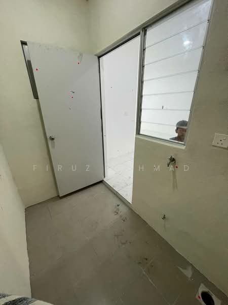 Kondominium untuk Disewa di Residensi Sateria - Firuz Rahmad - Interior - PropertyGuru.com.my