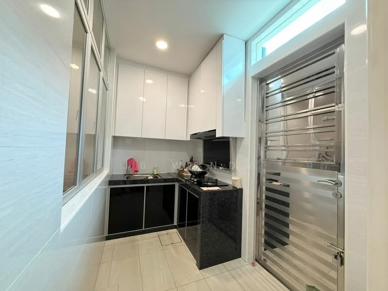 2-storey Terraced House for Sale in Mutiara Rini (Skudai) - JB Wendy - Kitchen - PropertyGuru.com.my