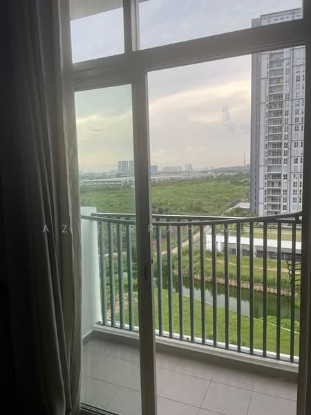 Kondominium untuk Disewa di Lakefront Homes - Azizirrahim . - Balcony - PropertyGuru.com.my