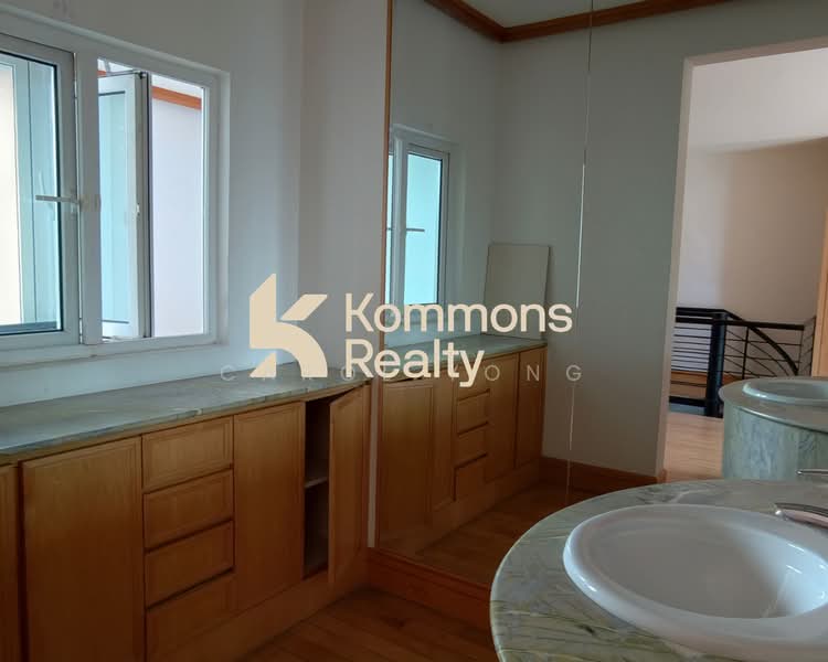 Rumah Banglo untuk Dijual di Bangsar (Kuala Lumpur) - Carol Yong - Bathroom - PropertyGuru.com.my