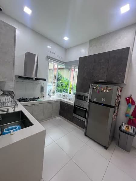 Rumah Berkembar untuk Dijual di Bandar Sungai Long (Selangor) - Shanny Tan - Kitchen - PropertyGuru.com.my