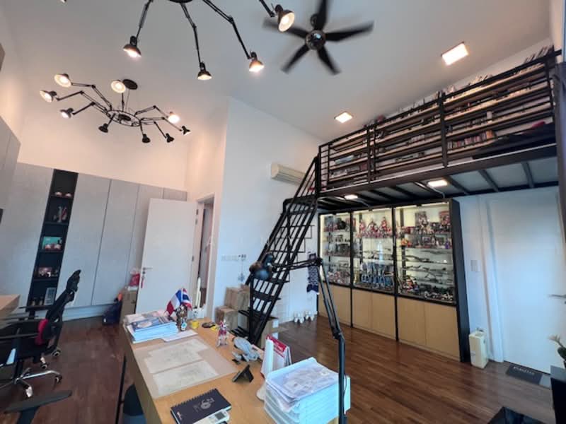 Rumah Berkembar untuk Dijual di Bandar Sungai Long (Selangor) - Shanny Tan - Study - PropertyGuru.com.my