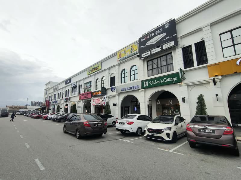 Shop for Rent in Puncak Alam (Selangor) - Benson Lian - Exterior - PropertyGuru.com.my