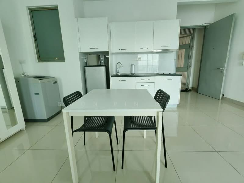 Servis Apartment untuk Disewa di Cybersquare - Boon Pin See - Kitchen - PropertyGuru.com.my