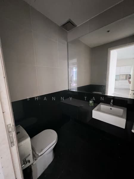 Rumah Berkembar untuk Dijual di Bandar Sungai Long (Selangor) - Shanny Tan - Bathroom - PropertyGuru.com.my