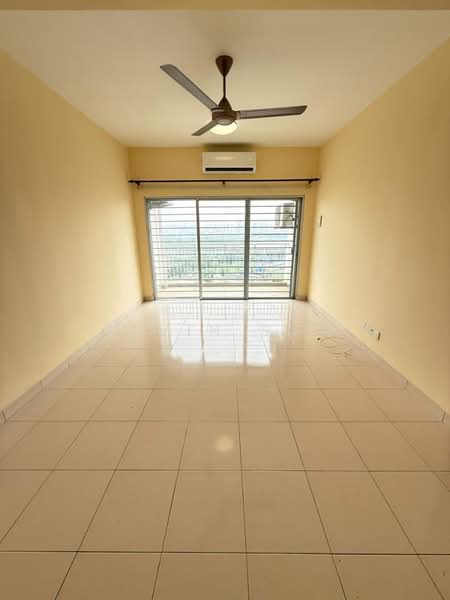 Condominium for Sale at Symphony Heights (Simfoni Heights) - Alvin Sow - Living Room - PropertyGuru.com.my