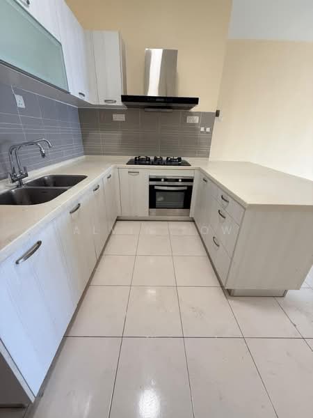 Condominium for Sale at Symphony Heights (Simfoni Heights) - Alvin Sow - Kitchen - PropertyGuru.com.my