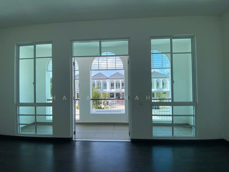 2-storey Terraced House for Sale in Eco Majestic (Semenyih) - Hawa Ibrahim - Balcony - PropertyGuru.com.my