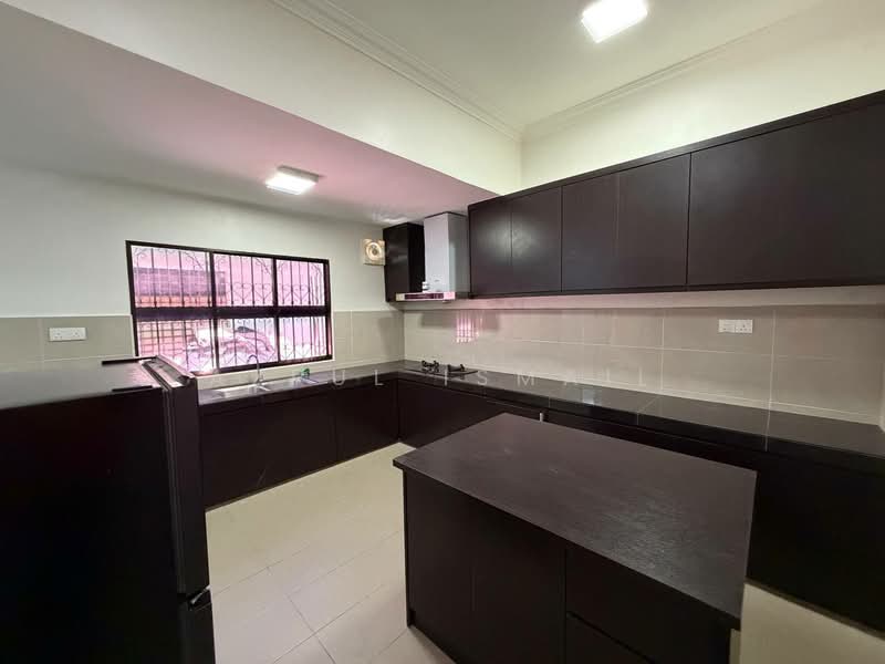 1-storey Terraced House for Sale in Taman Ehsan (Kepong) - Azrul Ismail - Kitchen - PropertyGuru.com.my