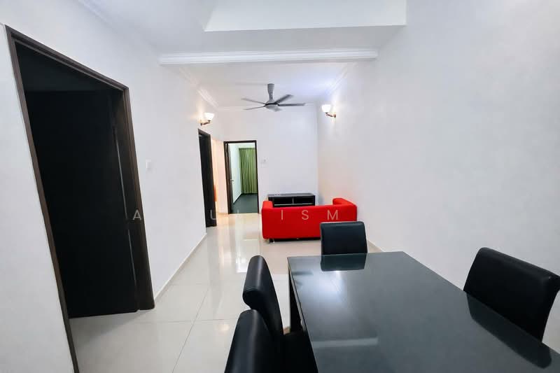 1-storey Terraced House for Sale in Taman Ehsan (Kepong) - Azrul Ismail - Living Room - PropertyGuru.com.my