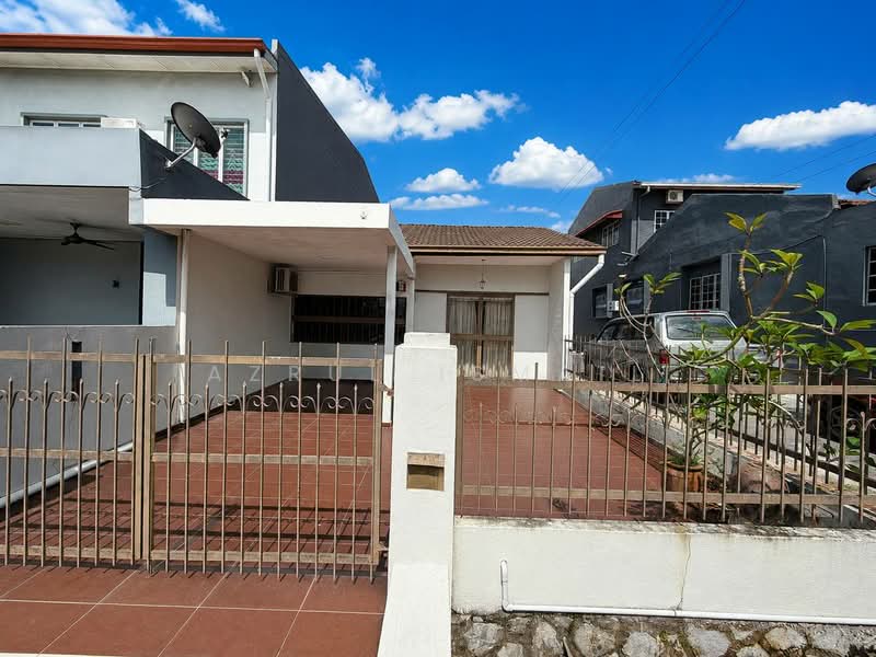 1-storey Terraced House for Sale in Taman Ehsan (Kepong) - Azrul Ismail - Exterior - PropertyGuru.com.my