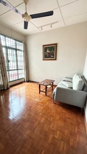 2-storey Terraced House for Rent in Taman Impian Emas (Skudai) - Sausa Lee - Living Room - PropertyGuru.com.my