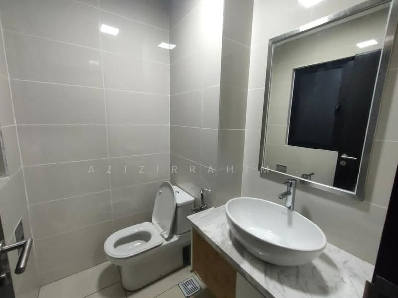 Servis Apartment untuk Disewa di Centrus Soho - Azizirrahim . - Bathroom - PropertyGuru.com.my