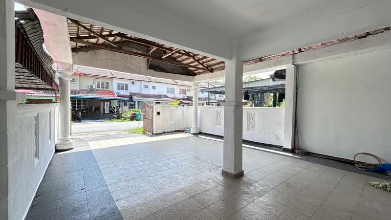 Rumah Teres untuk Dijual di Rawang (Selangor) - Nurain . - Exterior - PropertyGuru.com.my