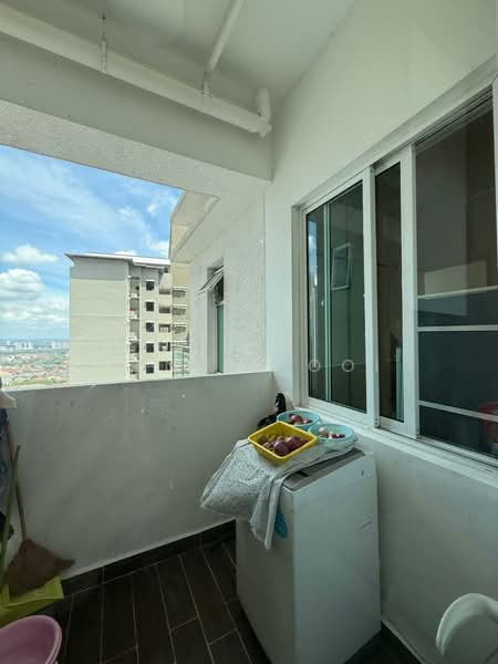 Servis Apartment untuk Dijual di TriTower Residence @ Johor Bahru Sentral - Jennie Ooi - Balcony - PropertyGuru.com.my