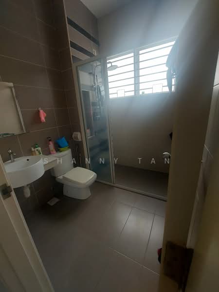 Rumah Teres untuk Dijual di Taman Cheras Idaman (Cheras) - Shanny Tan - Bathroom - PropertyGuru.com.my