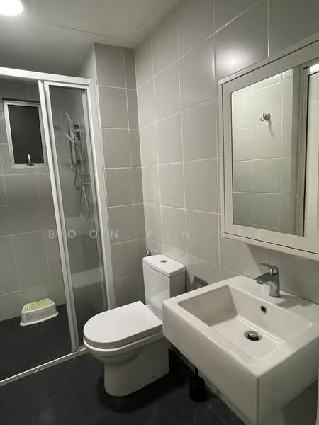 Servis Apartment untuk Disewa di Cerrado Residence @ Southville City - Boon Pin See - Bathroom - PropertyGuru.com.my