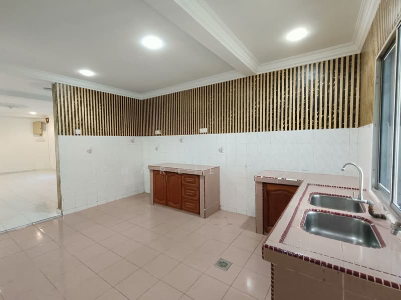2-storey Terraced House for Rent in Bandar Bukit Tinggi (Klang) - Charlie Gan - PropertyGuru.com.my